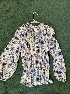 Women's Blue Floral Long-Sleeve Blouse
